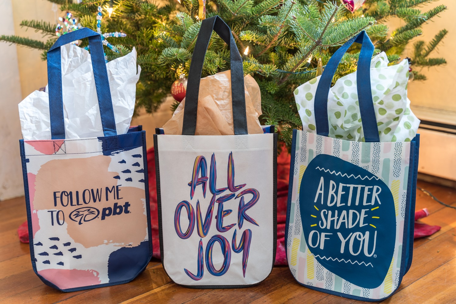Goodies Bag Non-Woven Stylish Present Bag Tote Bag with Handle Promotional Bag for Party,Birthday Gift Bag Whaline Set of 12 Christmas Glossy Reusable Grocery Bag Rose Gold Shopping Bag 